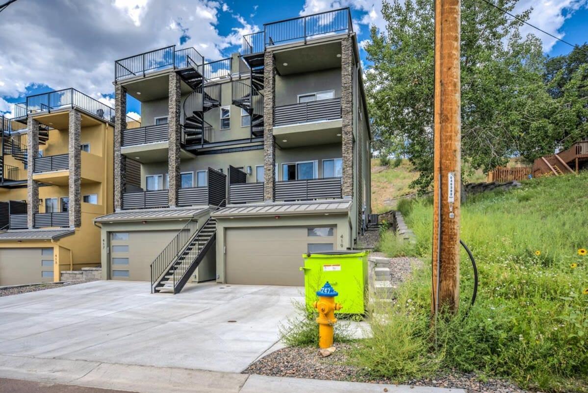 4Bd Home W Rooftop Patio Fire Pit & Mountain Views Colorado Springs Exteriör bild