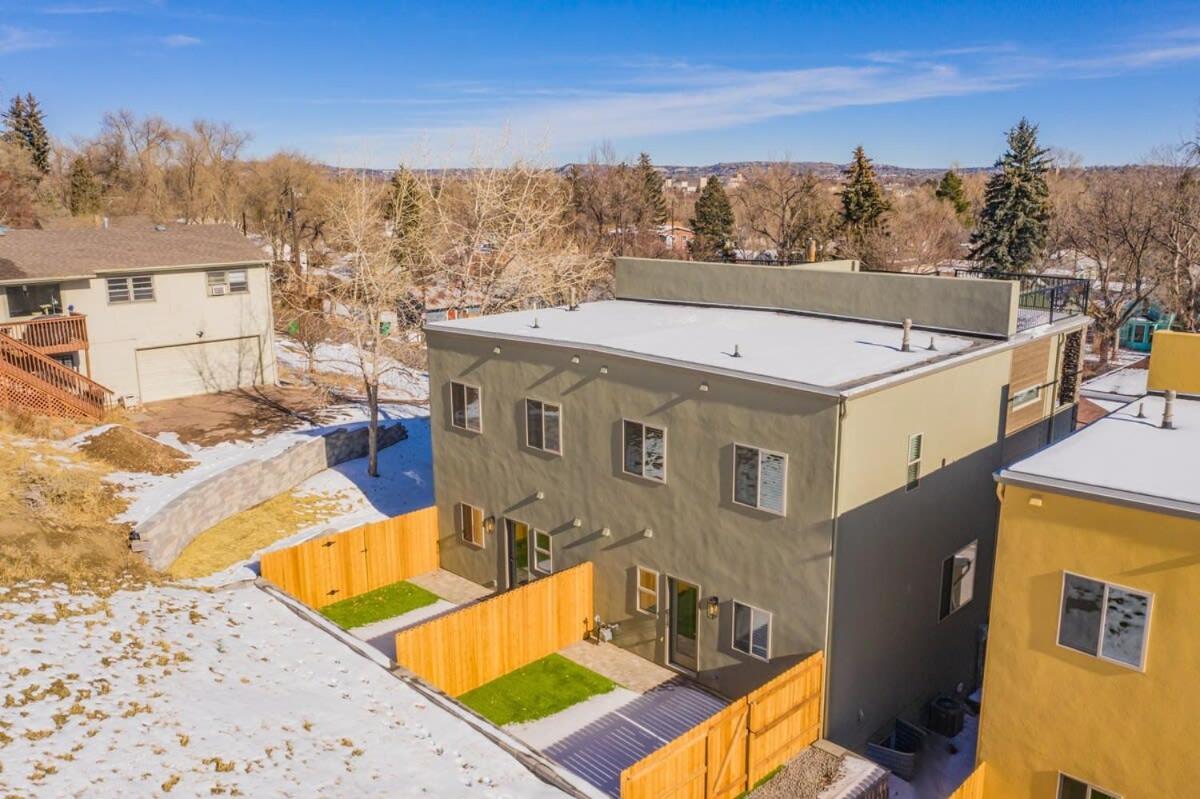 4Bd Home W Rooftop Patio Fire Pit & Mountain Views Colorado Springs Exteriör bild