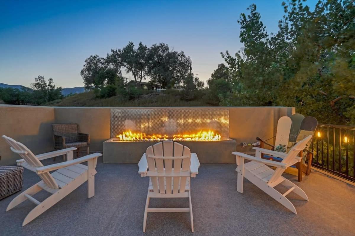 4Bd Home W Rooftop Patio Fire Pit & Mountain Views Colorado Springs Exteriör bild