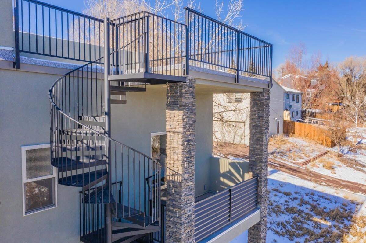 4Bd Home W Rooftop Patio Fire Pit & Mountain Views Colorado Springs Exteriör bild